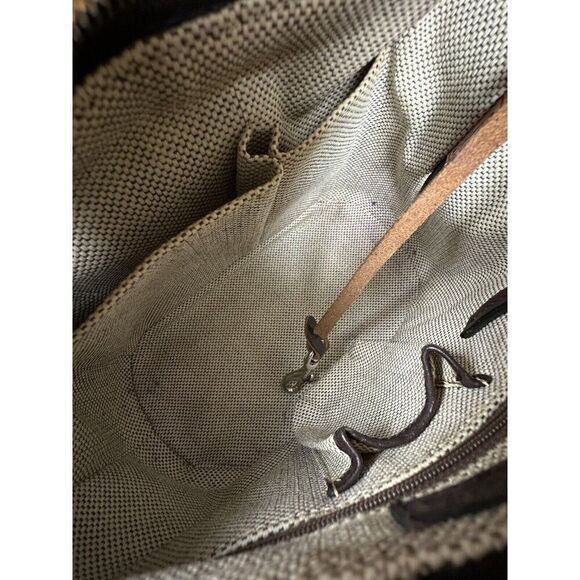 Dooney & Bourke Small Signature Shoulder Bag Tan Brown Beige Purse Hobo Mini GUC - Picture 13 of 13